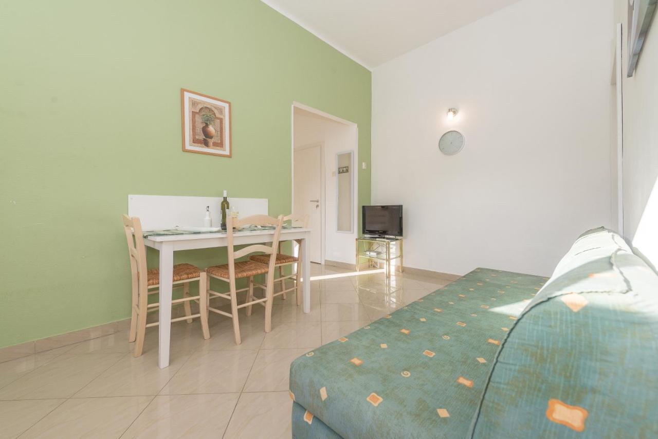 Apartments Maria Kukljica Ngoại thất bức ảnh