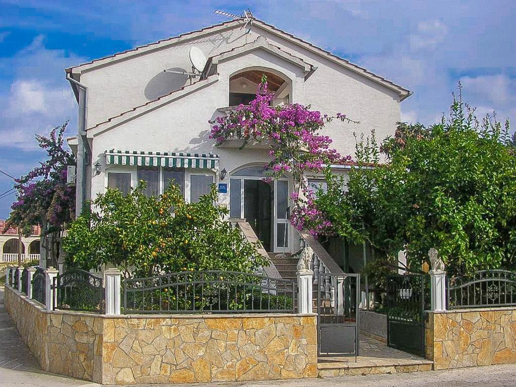 Apartments Maria Kukljica Ngoại thất bức ảnh