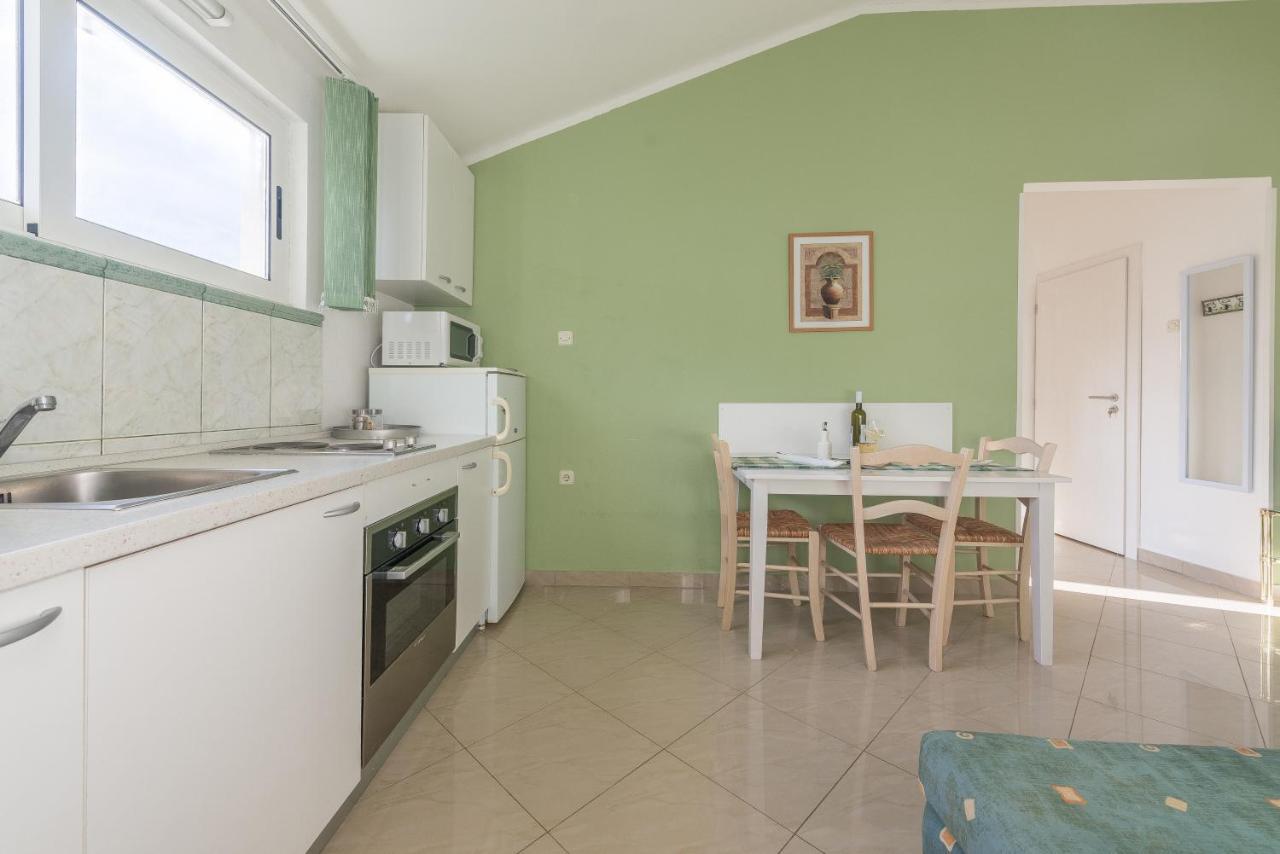 Apartments Maria Kukljica Ngoại thất bức ảnh