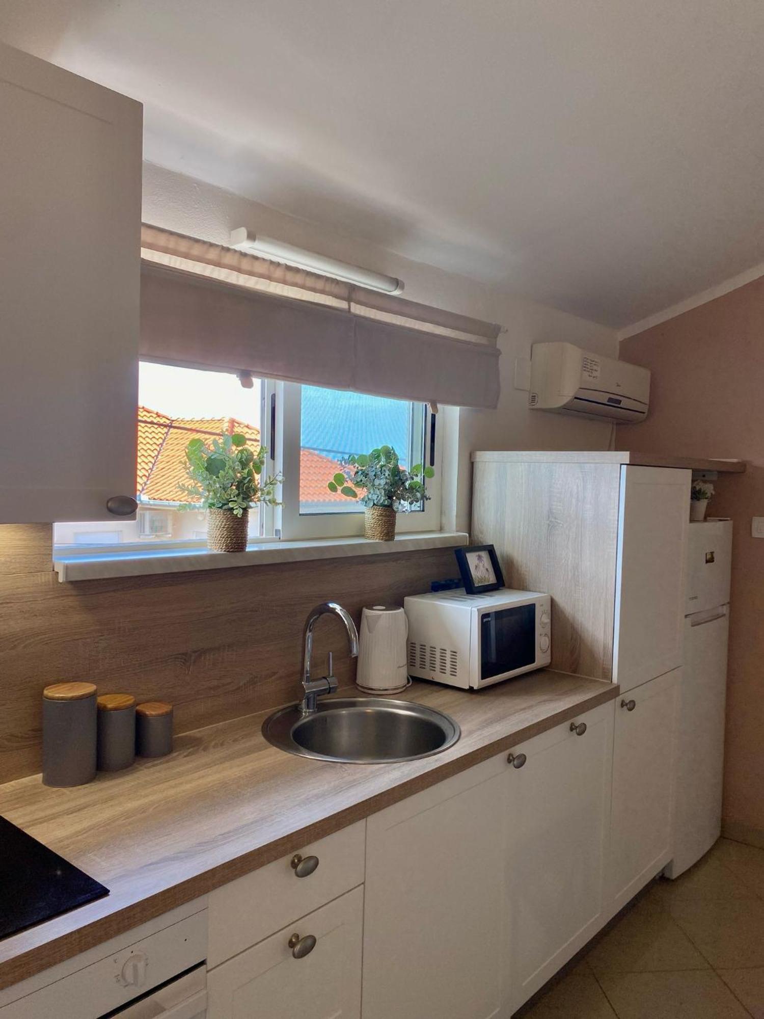 Apartments Maria Kukljica Ngoại thất bức ảnh
